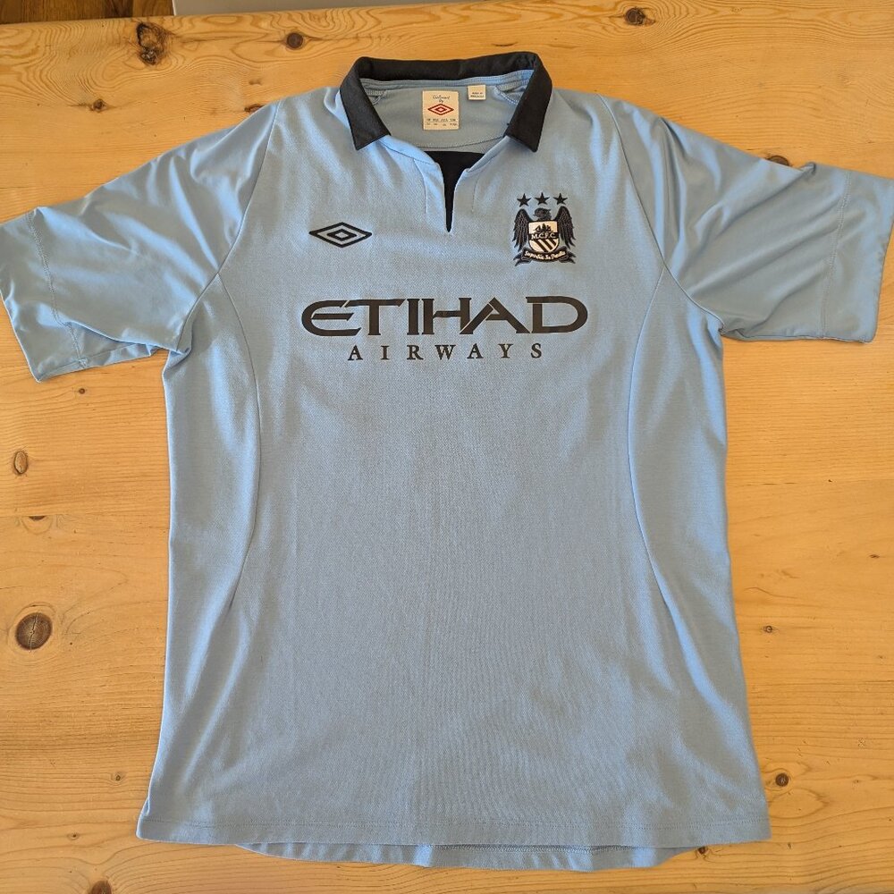 Umbro Manchester City Home Jersey, size Medium